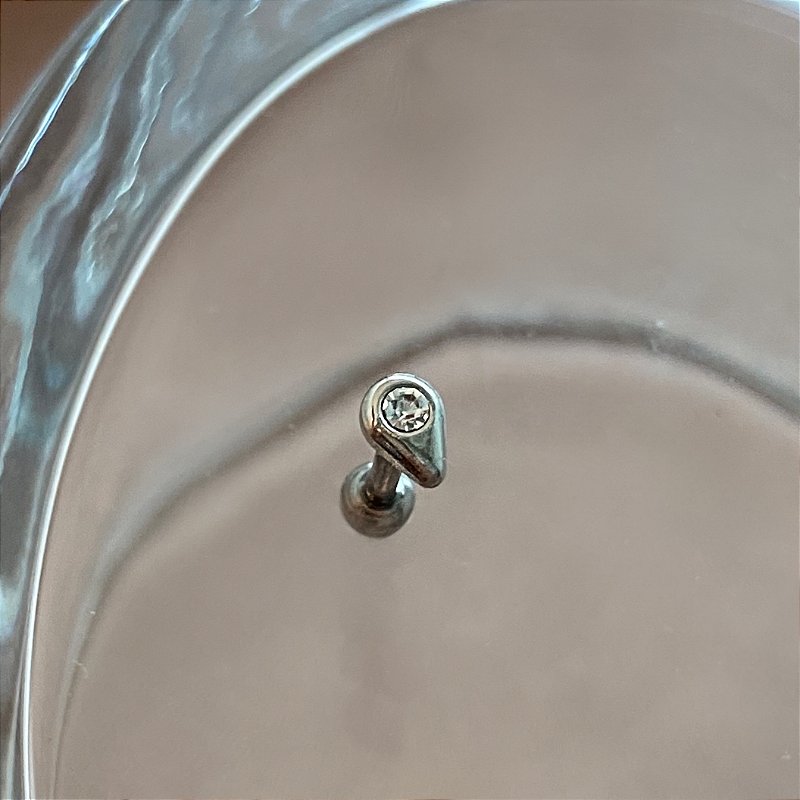 PIERCING TRÁGUS / CARTILAGEM MINI GOTA ZIRCÔNIA 6MM HASTE AÇO 316L FOLHEADO A RÓDIO SEMIJOIA PARA ATUALIZAÇÃO⭐️