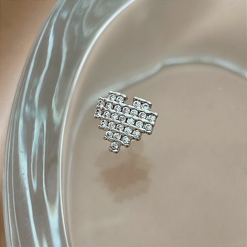 PIERCING CARTILAGEM CORAÇÃO ZIRCÔNIAS 6MM AÇO 316L FOLHEADO A RÓDIO SEMIJOIA PARA ATUALIZAÇÃO⭐️