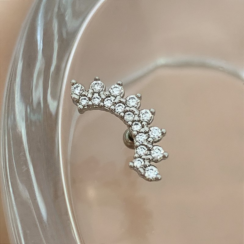 PIERCING CARTILAGEM FILEIRA DUPLA ZIRCÔNIAS 6MM HASTE AÇO 316L FOLHEADO A RÓDIO SEMIJOIA PARA ATUALIZAÇÃO⭐️