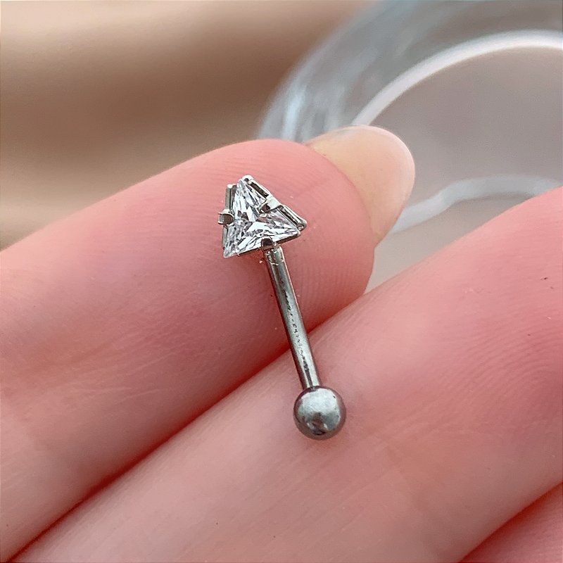 PIERCING ÍNTIMO TRIÂNGULO ZIRCÔNIA 8MM AÇO 316L FOLHEADO A RÓDIO SEMIJOIA PARA ATUALIZAÇÃO⭐️
