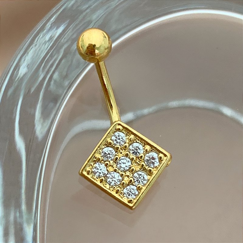 PIERCING UMBIGO HASTE AÇO 316L QUADRADO ZIRCÔNIAS 10MM FOLHEADO A OURO 18K SEMIJOIA PARA ATUALIZAÇÃO⭐️