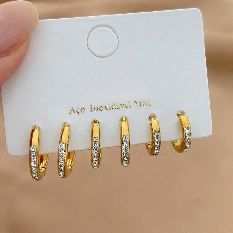 BRINCO KIT ARGOLINHAS FINAS P STRASS DOURADO AÇO 316L⭐️
