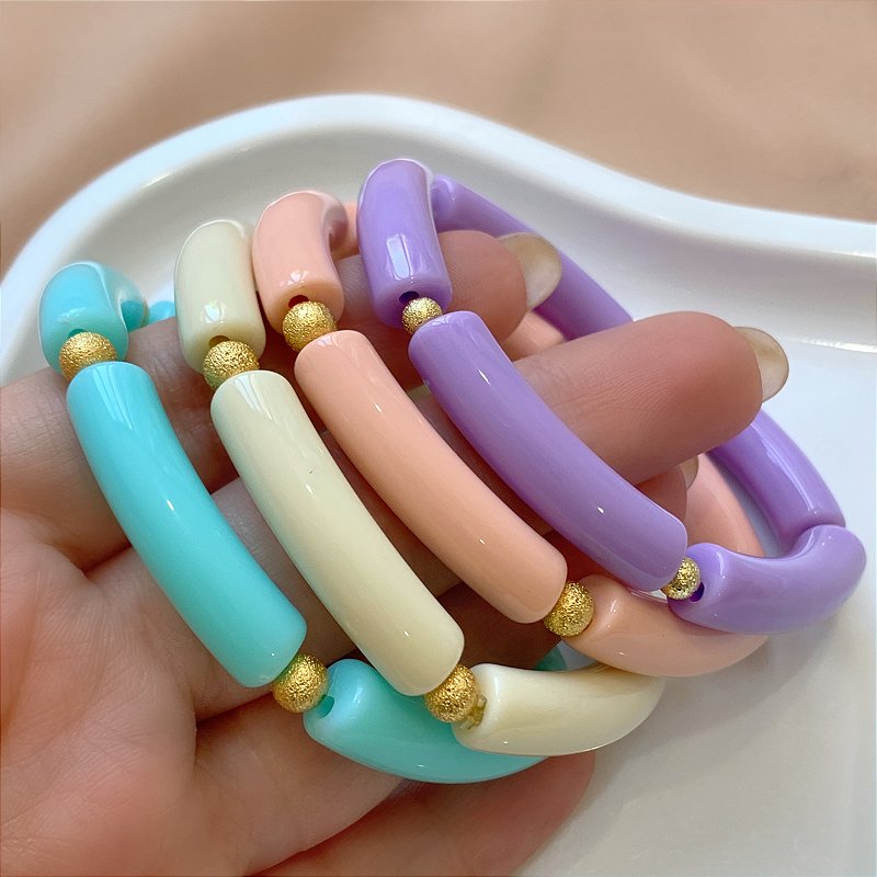 PULSEIRA DE RESINA CANUTINHOS COLOR BIJU