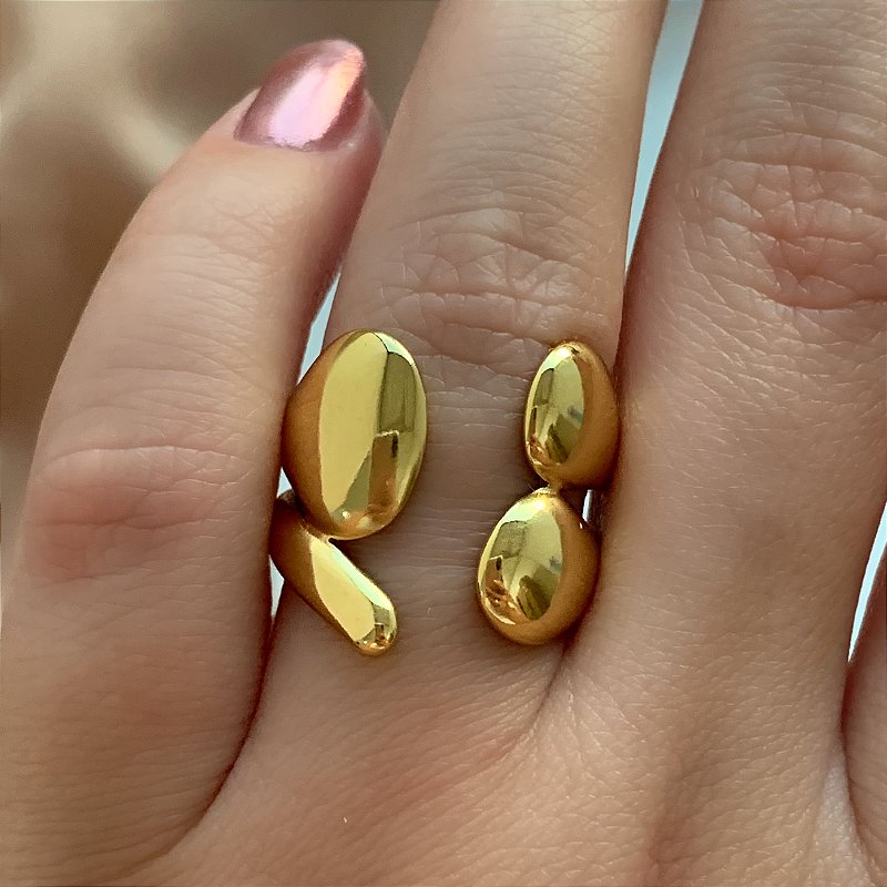 ANEL REGULÁVEL PONTAS BOLEADAS DOURADO AÇO 316L⭐️