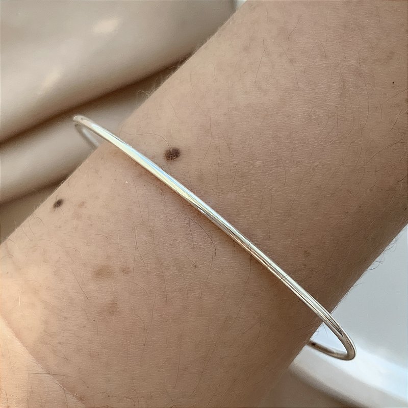 PULSEIRA FIO LISO FOLHEADO A PRATA⭐️