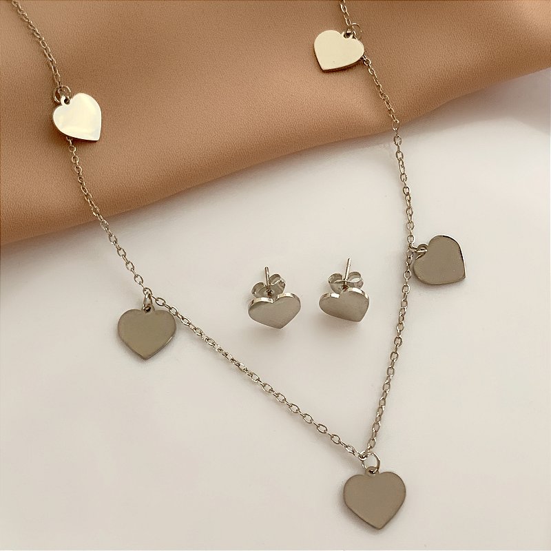 COLAR E BRINCO KIT PINGENTES CORAÇÕES AÇO 316L⭐️