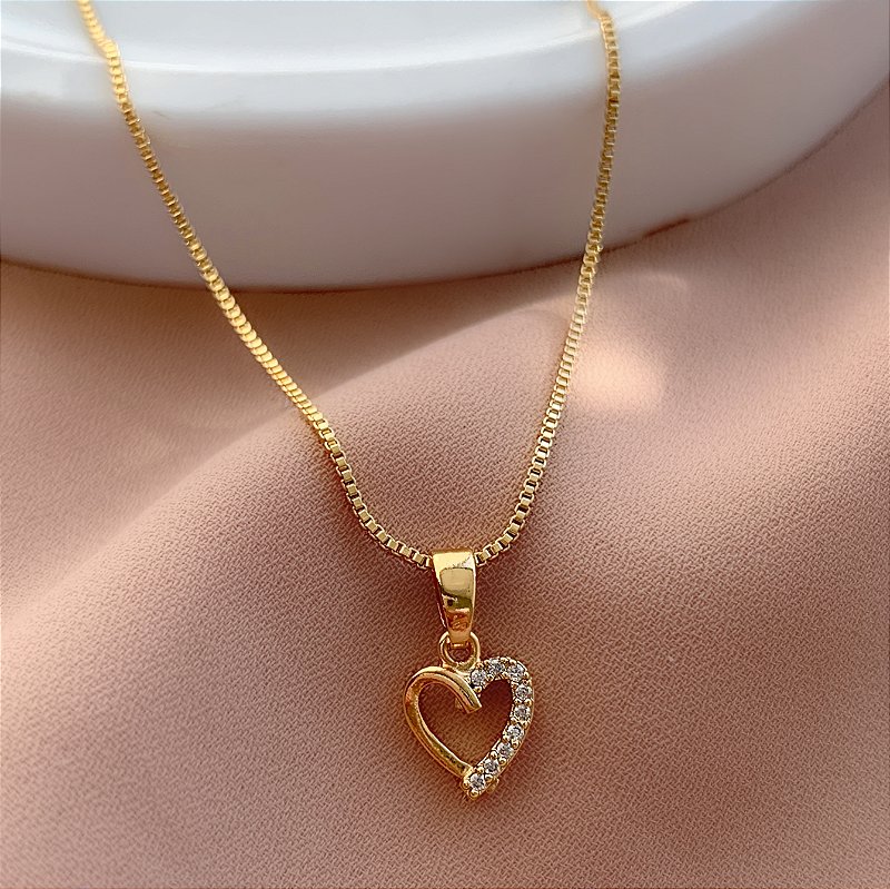 COLAR CORAÇÃO P LISO E ZIRCÔNIAS FOLHEADO A OURO 18K⭐️