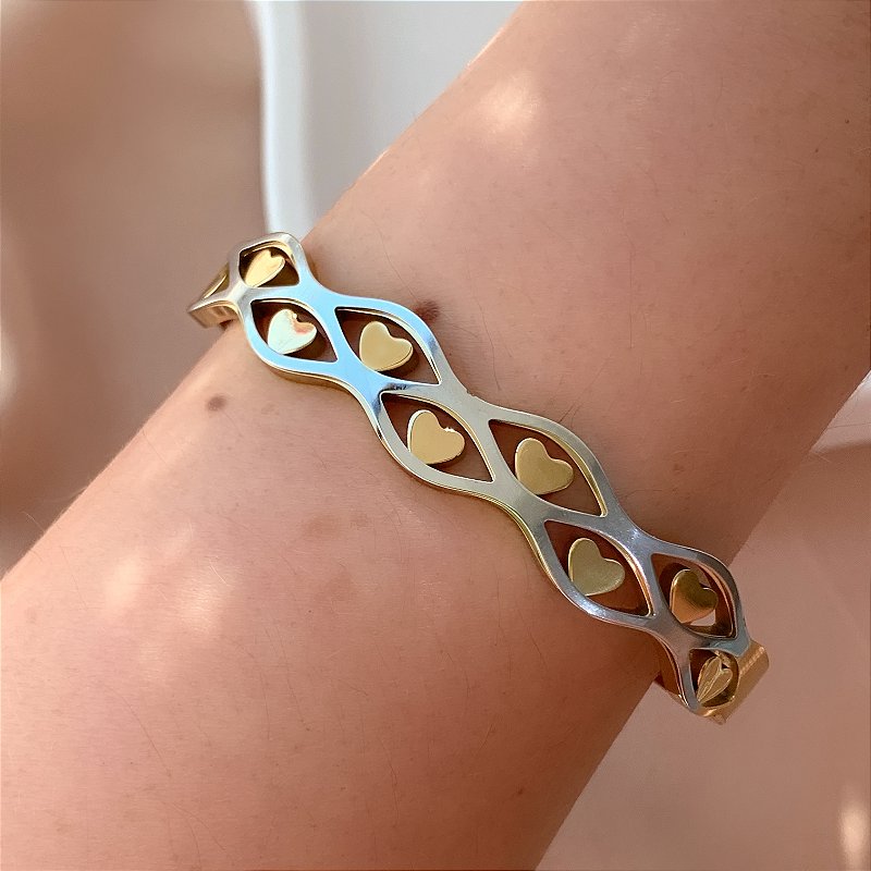 PULSEIRA VAZADA CORAÇÕES MIX DE BANHOS AÇO 316L⭐️