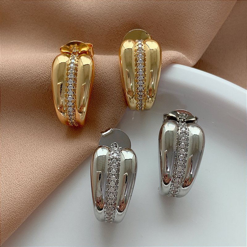 BRINCO GLOW CHIC ZIRCÔNIAS BIJU