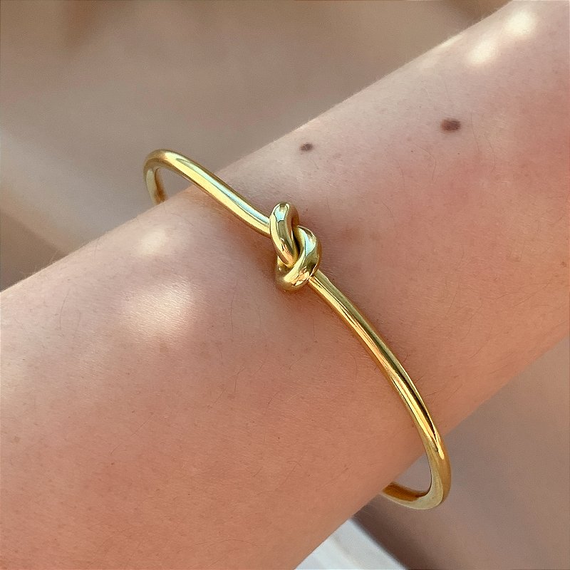 PULSEIRA / BRACELETE FIO NÓ DOURADO AÇO 316L⭐️