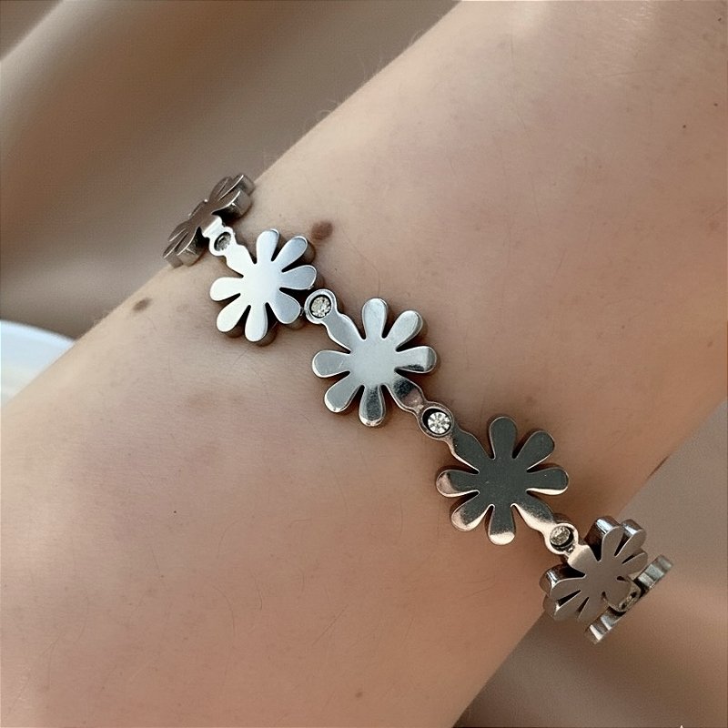PULSEIRA / BRACELETE FLORZINHAS E ZIRCÔNIAS AÇO 316L⭐️