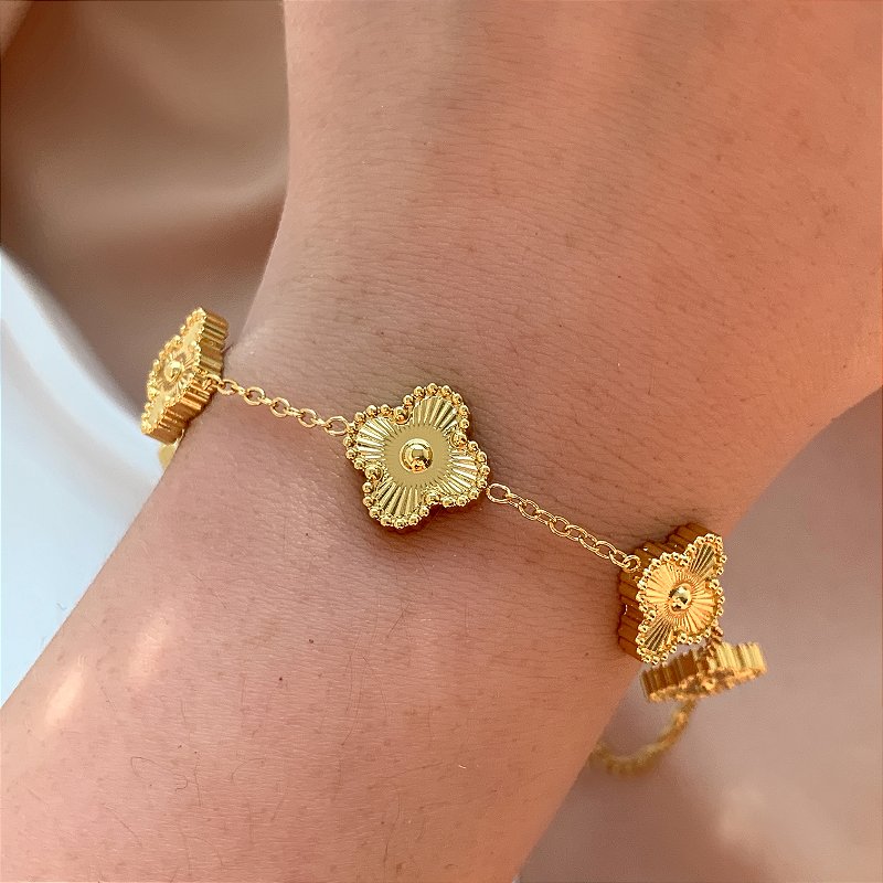 PULSEIRA TREVOS TEXTURIZADOS DOURADO AÇO 316L⭐️