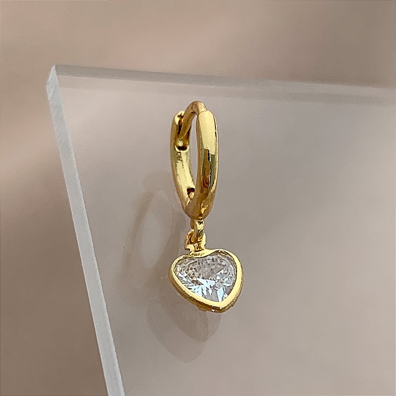 PIERCING CARTILAGEM ARGOLINHA PINGENTE GOTA 7MM AÇO 316L FOLHEADO A OURO 18K SEMIJOIA PARA ATUALIZAÇÃO⭐️