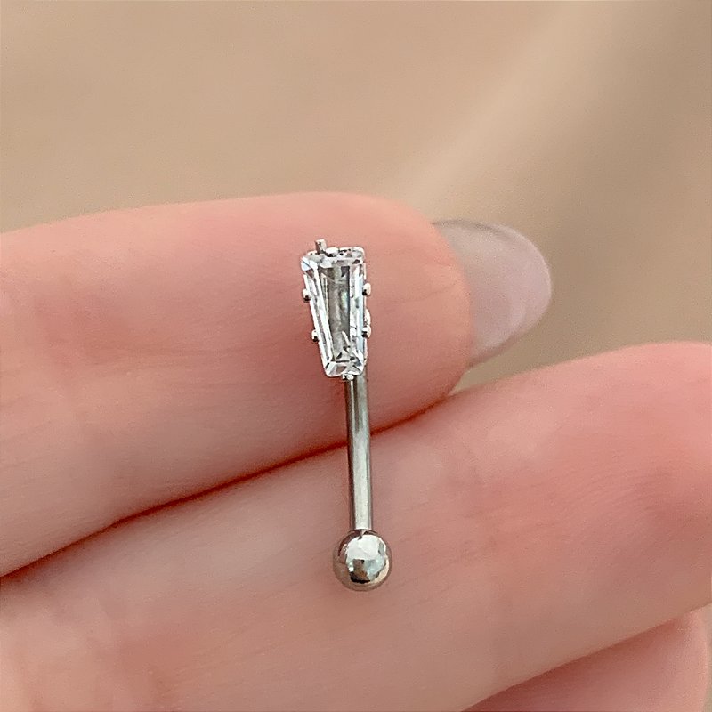 PIERCING ÍNTIMO ZIRCÔNIA RETANGULAR ASSIMÉTRICA 9MM AÇO 316L FOLHEADO A RÓDIO SEMIJOIA PARA ATUALIZAÇÃO⭐️