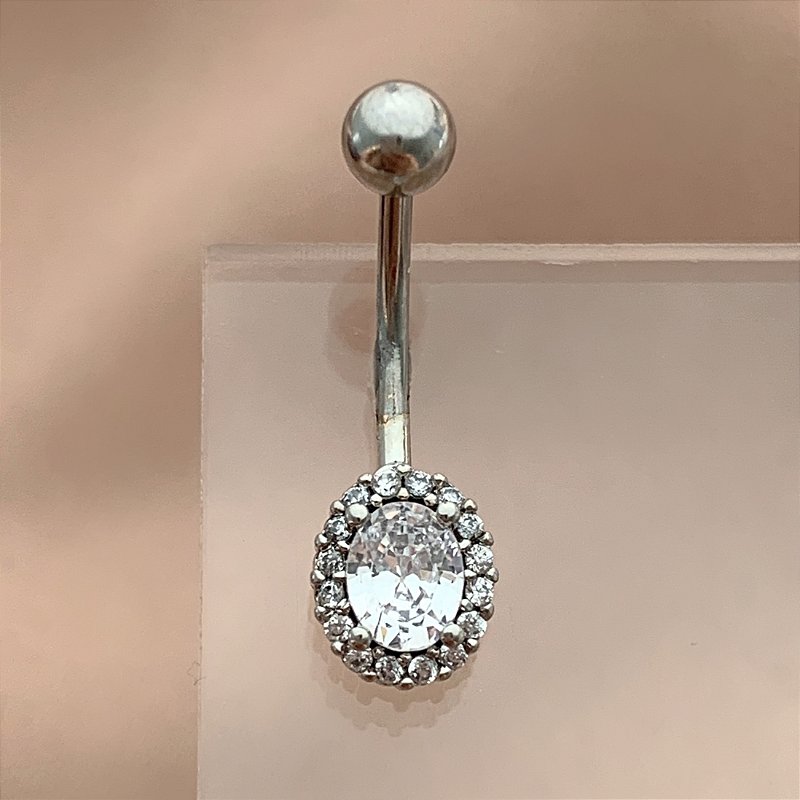 PIERCING UMBIGO ZIRCÔNIA OVAL BORDA CRAVEJADA 10MM AÇO 316L FOLHEADO A RÓDIO SEMIJOIA PARA ATUALIZAÇÃO⭐️