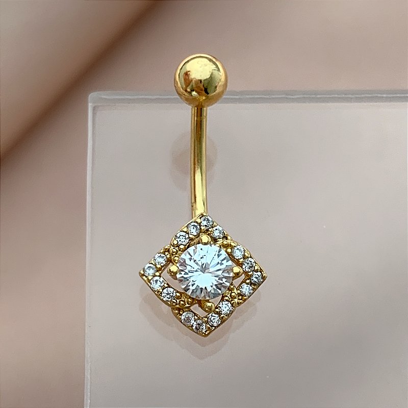 PIERCING UMBIGO FLOR ZIRCÔNIAS PÉTALAS VAZADAS 10MM AÇO 316L FOLHEADO A OURO 18K SEMIJOIA PARA ATUALIZAÇÃO⭐️