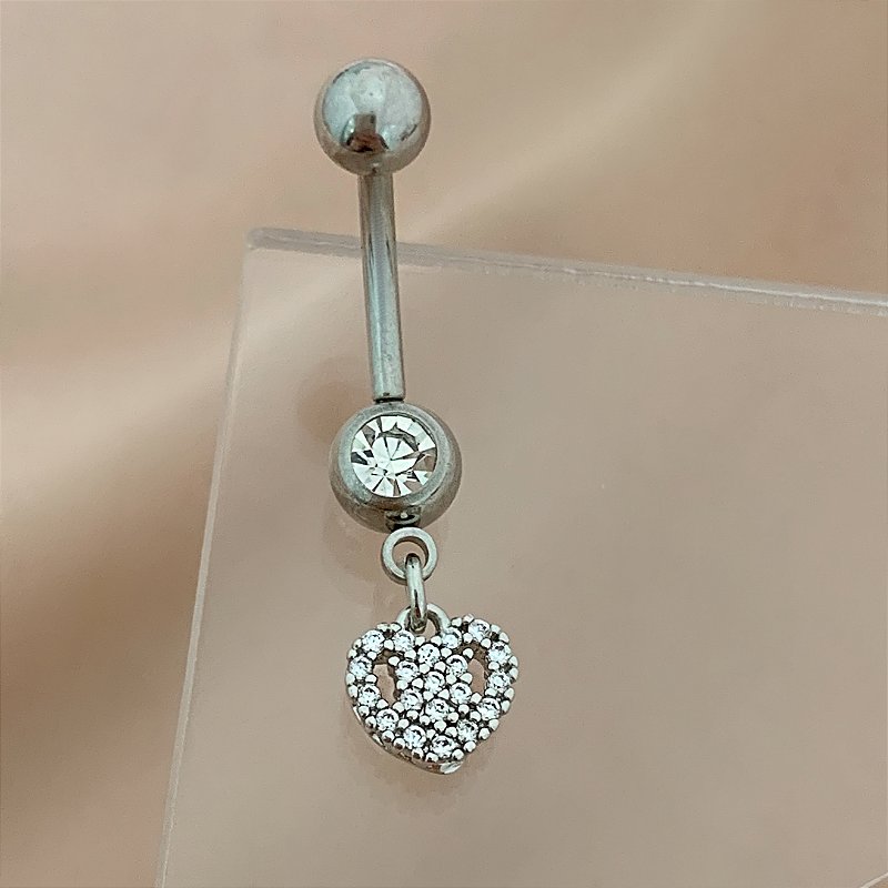 PIERCING UMBIGO CORAÇÃO ZIRCÔNIAS DETALHADAS 10MM AÇO 316L FOLHEADO A RÓDIO SEMIJOIA PARA ATUALIZAÇÃO⭐️