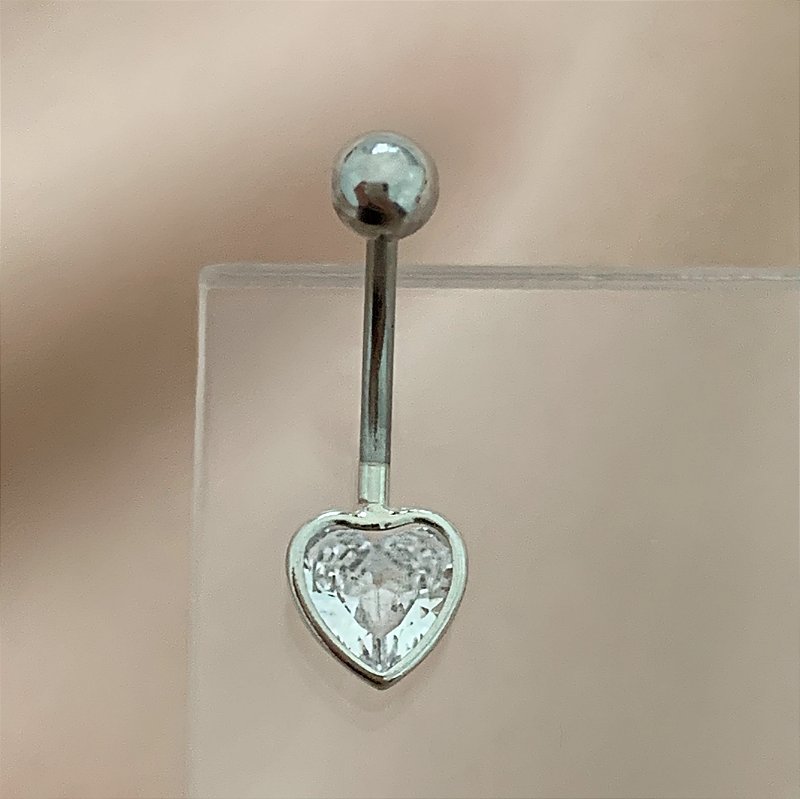 PIERCING UMBIGO CORAÇÃO PEDRA ZIRCÔNIA 10MM AÇO 316L FOLHEADO A RÓDIO SEMIJOIA PARA ATUALIZAÇÃO⭐️