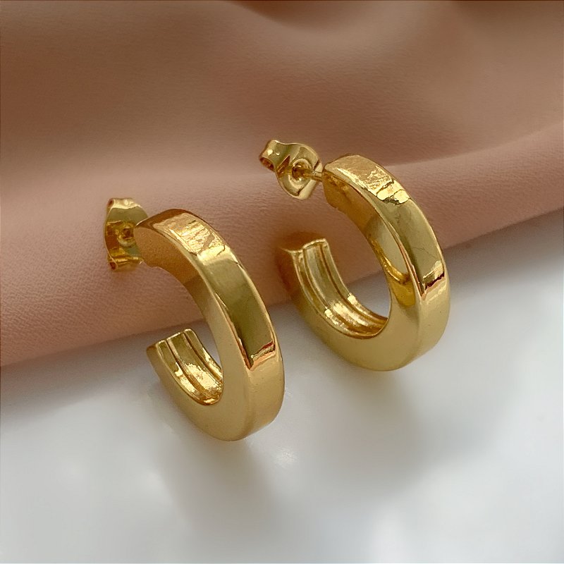 BRINCO ARGOLINHA FIO QUADRADO ACHATADO DOURADO AÇO 316L⭐️