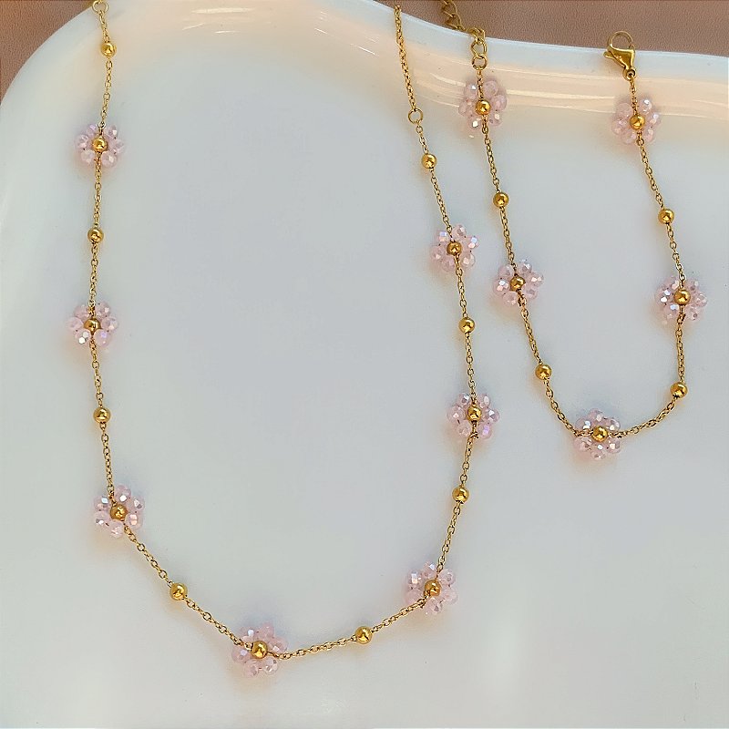 COLAR E PULSEIRA KIT FLORZINHAS CRISTAIS DOURADO AÇO 316L PREMIUM⭐️