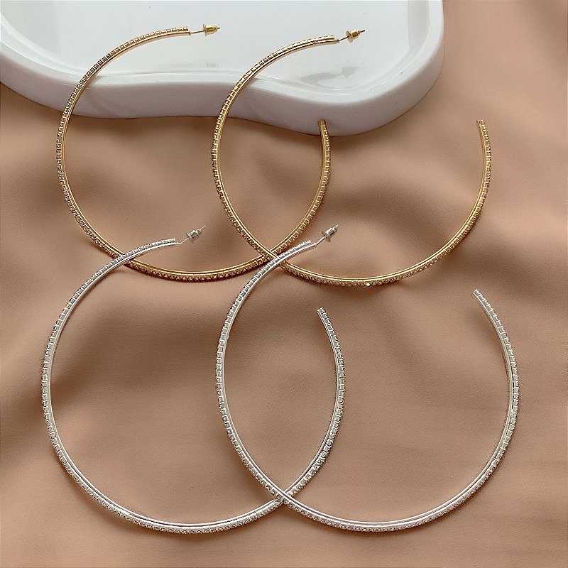 BRINCO ARGOLA ZIRCÔNIAS G BIJU