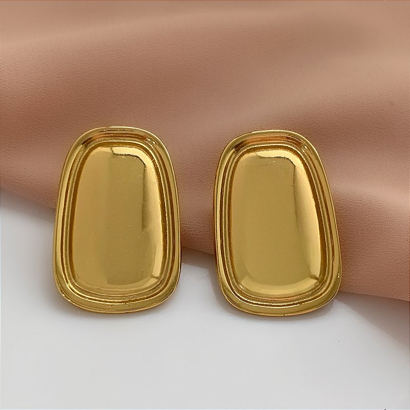 BRINCO RETANGULAR BORDA BOLEADA DOURADO AÇO 316L⭐️
