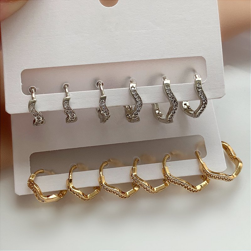 BRINCO KIT ARGOLINHAS ONDULADAS ZIRCÔNIAS BIJU