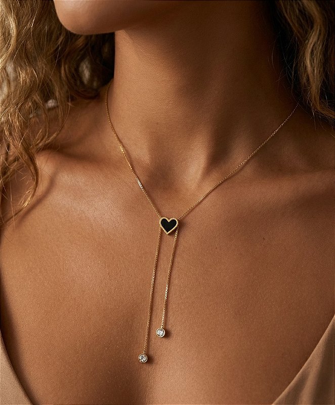 COLAR ESTILO GRAVATINHA CORAÇÃO RESINADO COLOR DOURADO AÇO 316L⭐️