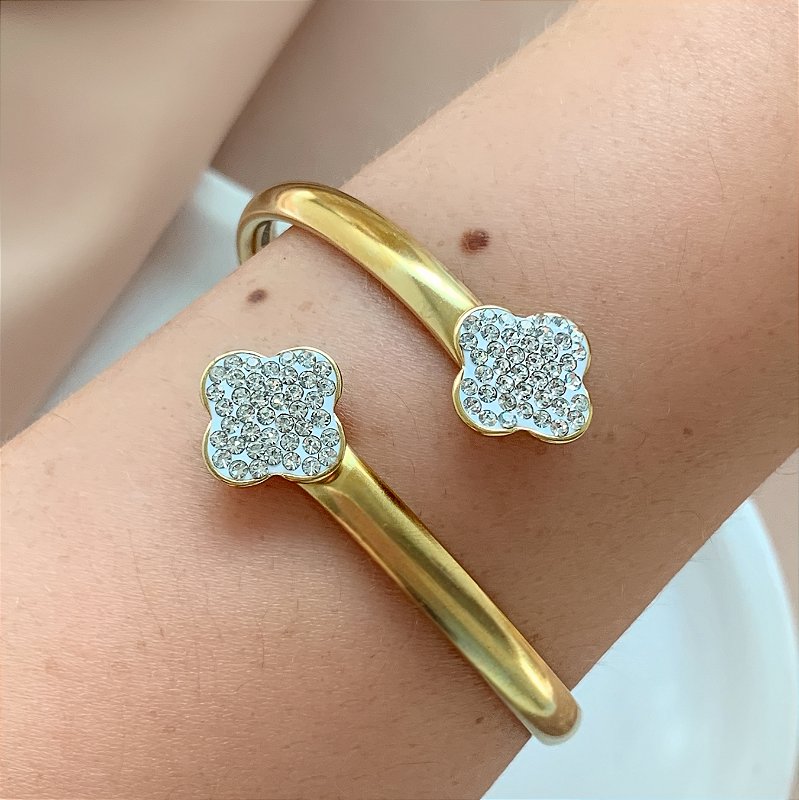 PULSEIRA / BRACELETE FIO ACHATADO TREVOS ZIRCÔNIAS DOURADO AÇO 316L⭐️
