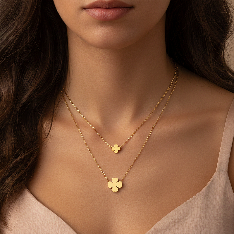 COLAR DUPLO TREVOS LISOS DOURADO AÇO 316L⭐️