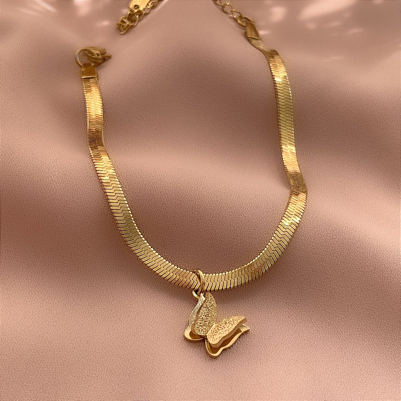 PULSEIRA FITA FINA PINGENTE BORBOLETA TEXTURIZADA DOURADO AÇO 316L⭐️