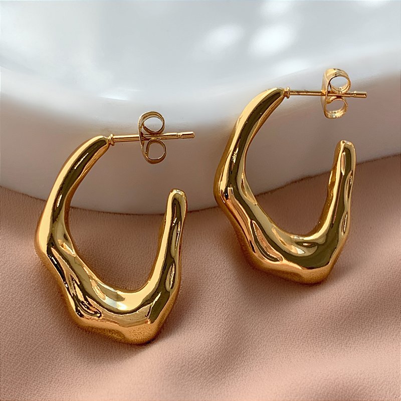 BRINCO ARGOLA OVAL ORGÂNICA DOURADO AÇO 316L⭐️