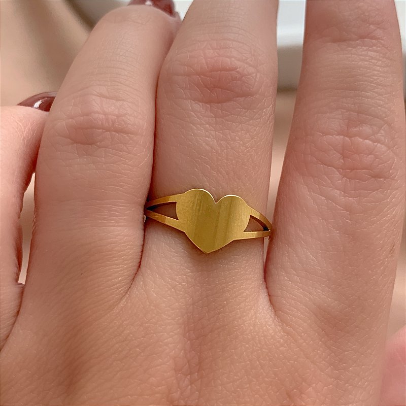 ANEL CORAÇÃO P LISO DOURADO AÇO 316L⭐️