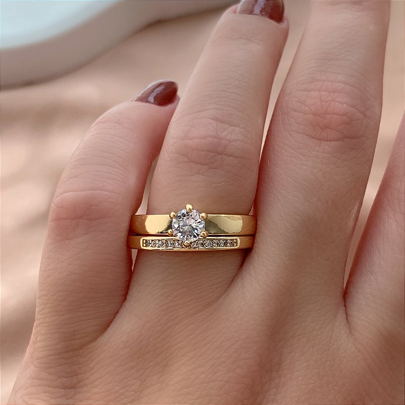 ANEL KIT ALIANÇA CRAVEJADA E SOLITÁRIO ZIRCÔNIA DOURADO BIJU