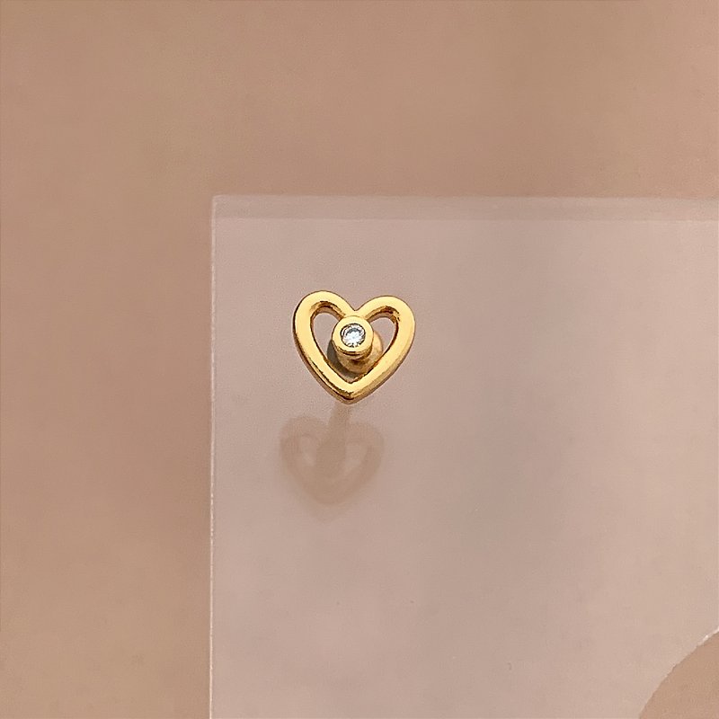 PIERCING TRÁGUS / CARTILAGEM CORAÇÃO BORDA LISA DETALHE ZIRCÔNIA 6MM HASTE AÇO 316L FOLHEADO A OURO 18K SEMIJOIA PARA ATUALIZAÇÃO⭐️