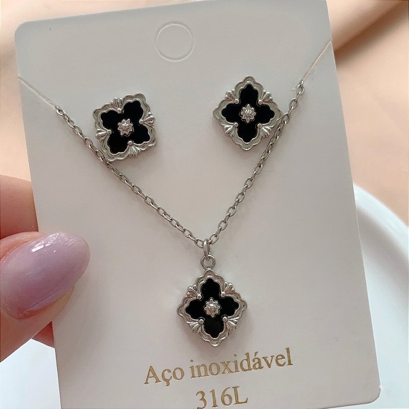 COLAR E BRINCO KIT TREVO TRIANGULAR AÇO 316L⭐️