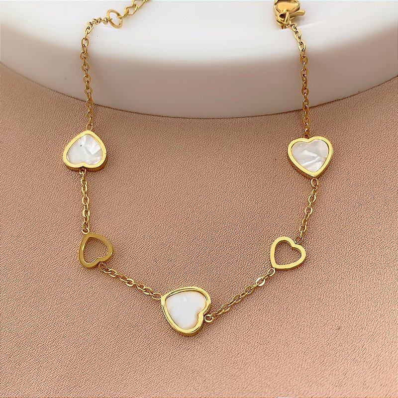 PULSEIRA CORAÇÕES VAZADOS E MADREPÉROLAS DOURADO AÇO 316L⭐️