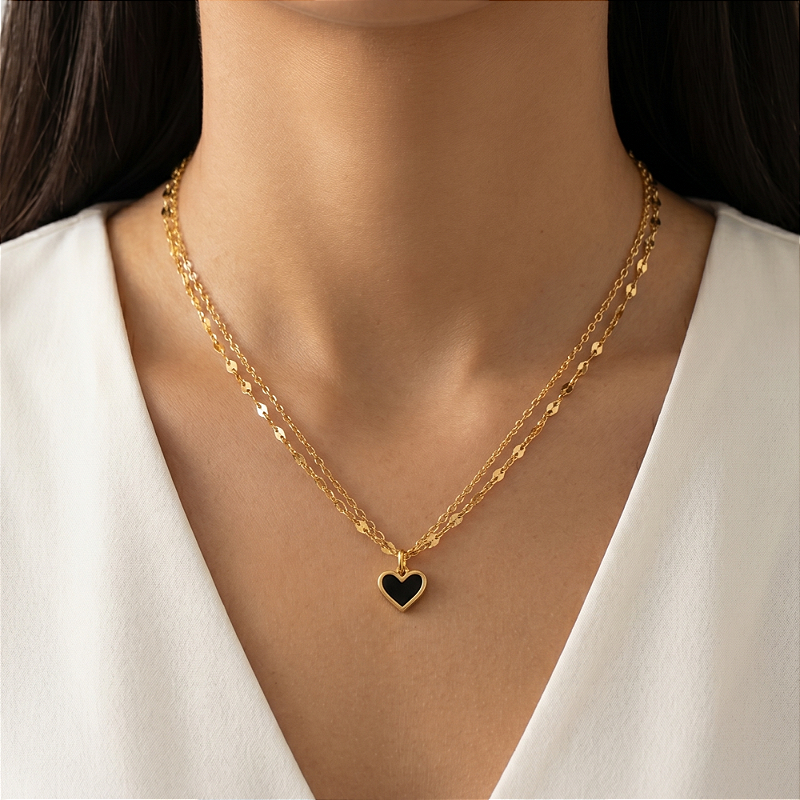 COLAR CORRENTE DUPLA DETALHADA PINGENTE CORAÇÃO ESMALTADO DOURADO AÇO 316L⭐️