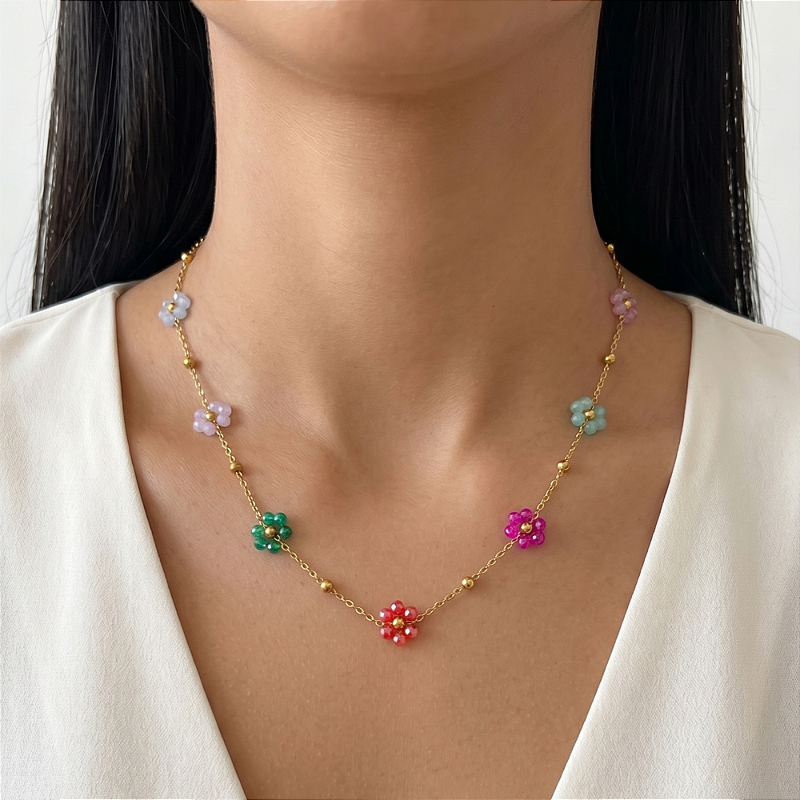COLAR MINI FLORES DE CRISTAIS COLORIDO DOURADO AÇO 316L⭐️