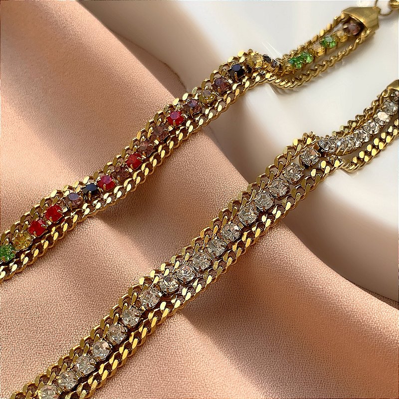 PULSEIRA TRIPLA CORRENTES E RIVIERAS DOURADO AÇO 316L⭐️