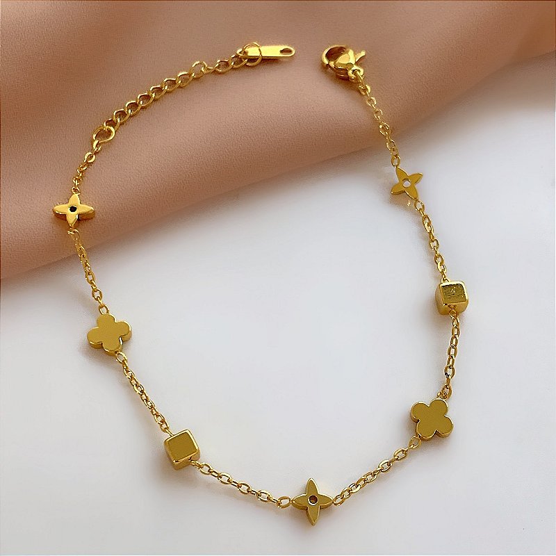 PULSEIRA DELICADA MINI TREVOS DOURADO AÇO 316L⭐️