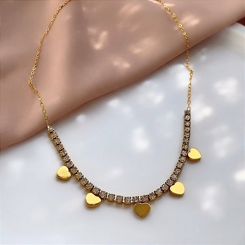 COLAR FIO DE ZIRCÔNIA DE MINI CORAÇÕES DOURADO AÇO 316L⭐️