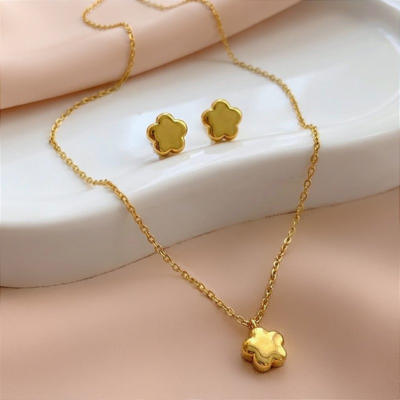 COLAR E BRINCO KIT FLOR BOLEADA DOURADO AÇO 316L⭐️