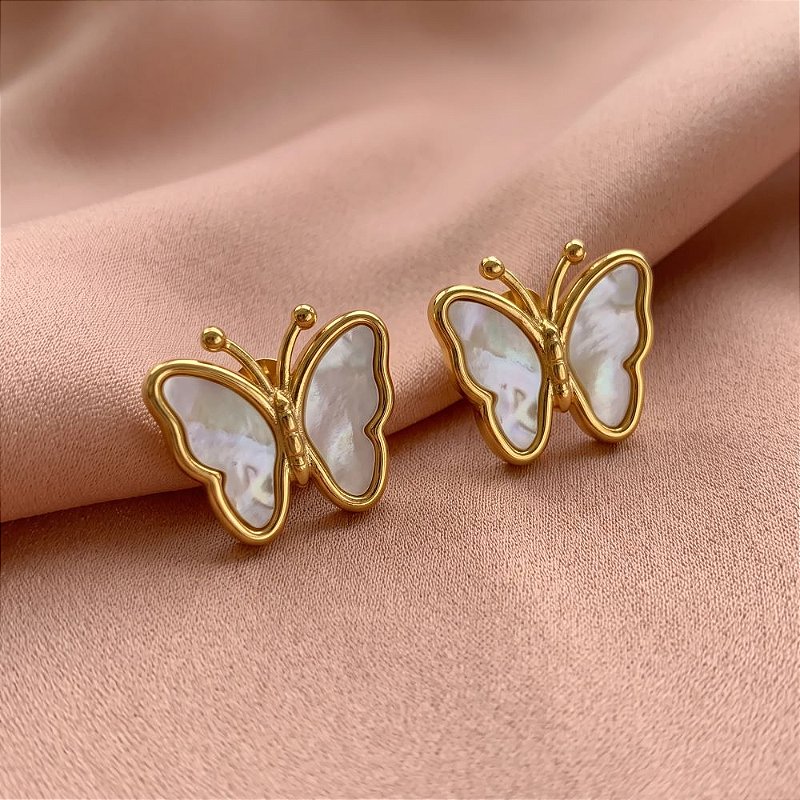 BRINCO BUTTERFLY MADREPÉROLA P DOURADO AÇO 316L⭐️