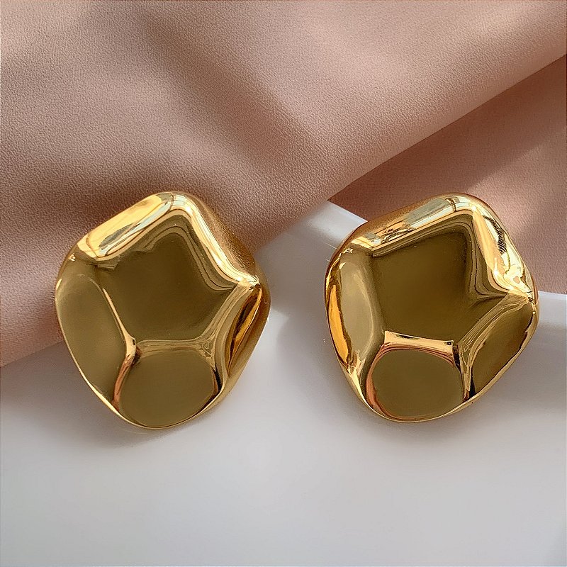BRINCO CHAPA MARTELADA DOURADO AÇO 316L⭐️