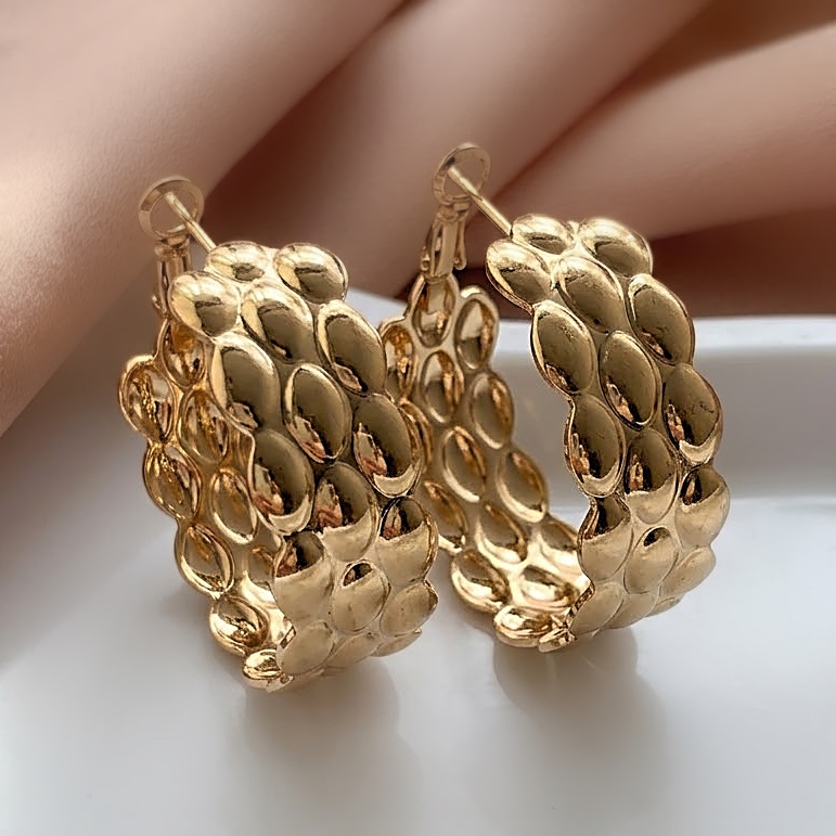 BRINCO ARGOLA LARGA GOMINHOS DOURADO AÇO 316L⭐️
