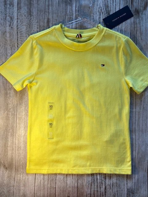 camiseta tommy hilfiger amarela