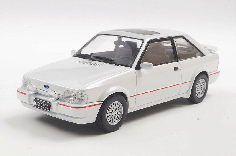 Escort XR3 - Escala 1/24.