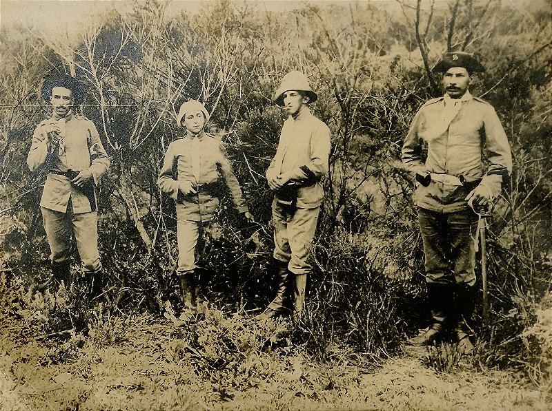 Guerra do Contestado - Paraná e Sta. Catarina - Fotografia Original com Grupo de Soldados, Colonia Vieira, 1915