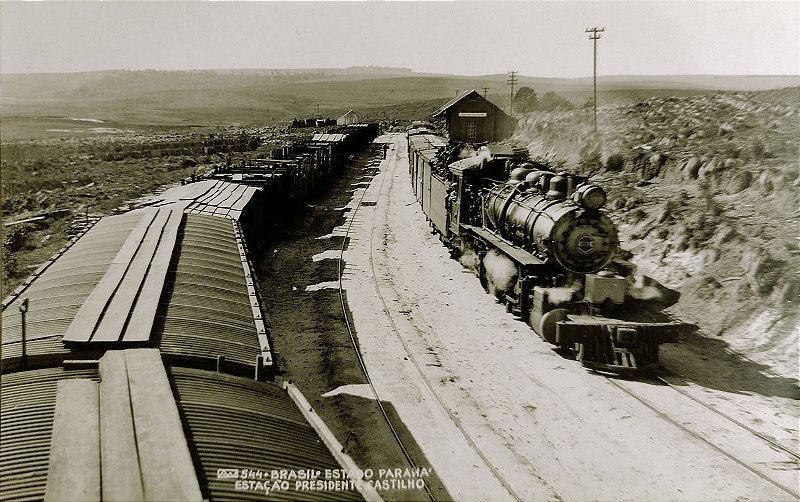 Ferrovia no Paraná - Trem na Estrada de Ferro, Estação Pres. Castilho, Foto Arthur Wischral, Cartão Postal Antigo